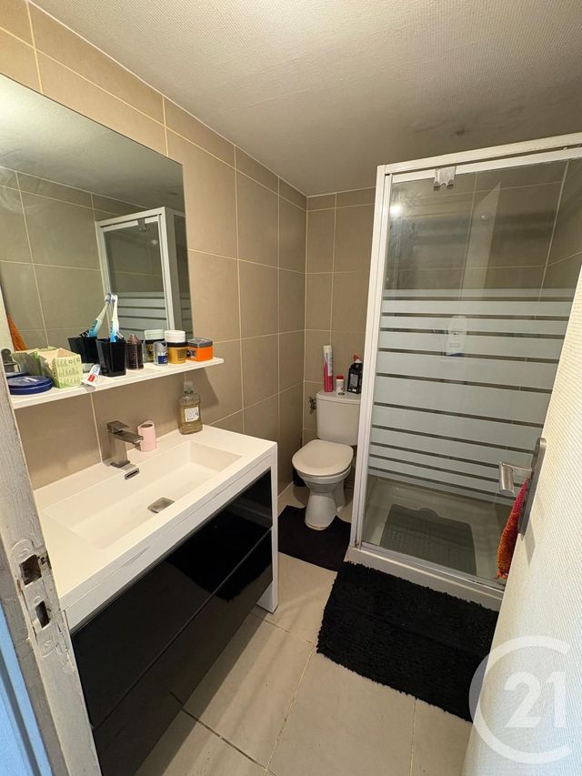 Appartement T2 à vendre - 2 pièces - 35.95 m2 - EVIAN LES BAINS - 74 - RHONE-ALPES - Century 21 Agence Du Lac