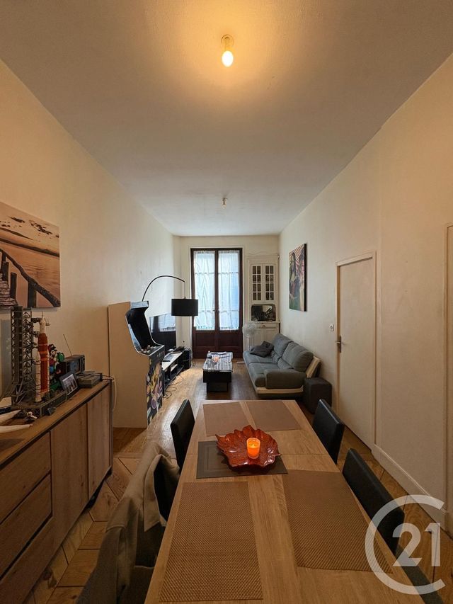 Appartement T2 à vendre - 2 pièces - 35.95 m2 - EVIAN LES BAINS - 74 - RHONE-ALPES - Century 21 Agence Du Lac