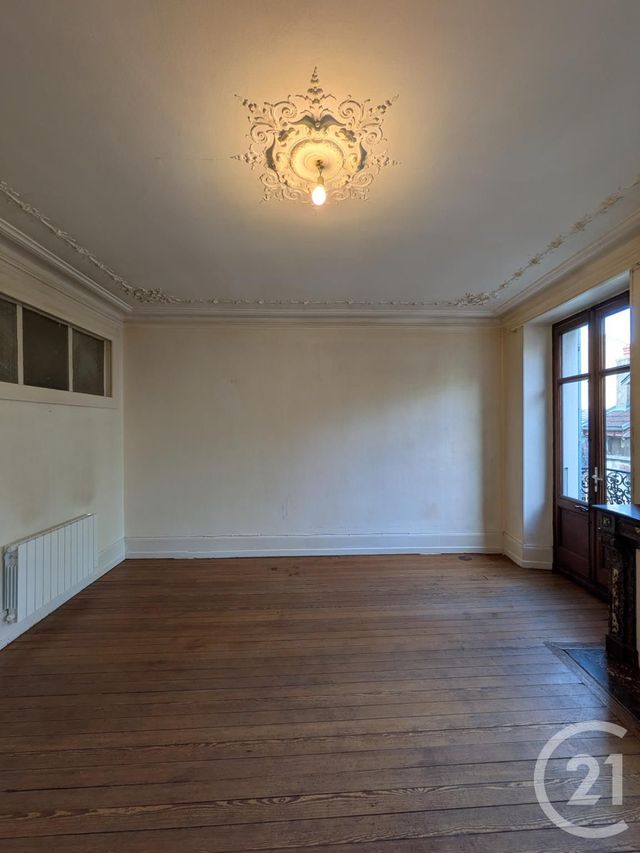 Appartement T3 à vendre - 3 pièces - 66.56 m2 - EVIAN LES BAINS - 74 - RHONE-ALPES - Century 21 Agence Du Lac