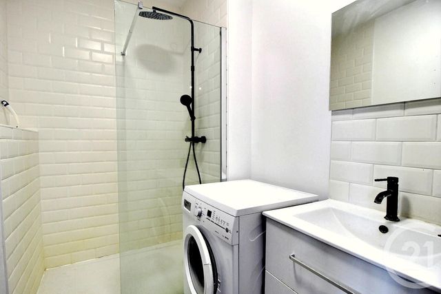 Appartement F2 à vendre - 2 pièces - 45.6 m2 - AMBILLY - 74 - RHONE-ALPES - Century 21 Agence Du Lac