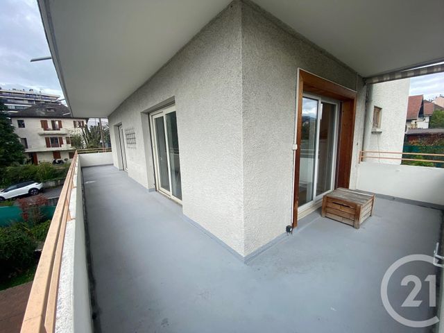 Appartement F3 à vendre - 3 pièces - 84.71 m2 - GAILLARD - 74 - RHONE-ALPES - Century 21 Agence Du Lac