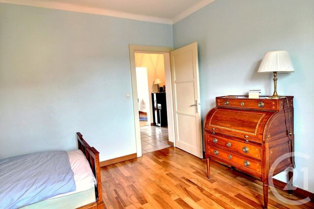 Afficher la photo en grand Appartement F3 à vendre - 3 pièces - 84.71 m2 - GAILLARD - 74 - RHONE-ALPES - Century 21 Agence Du Lac
