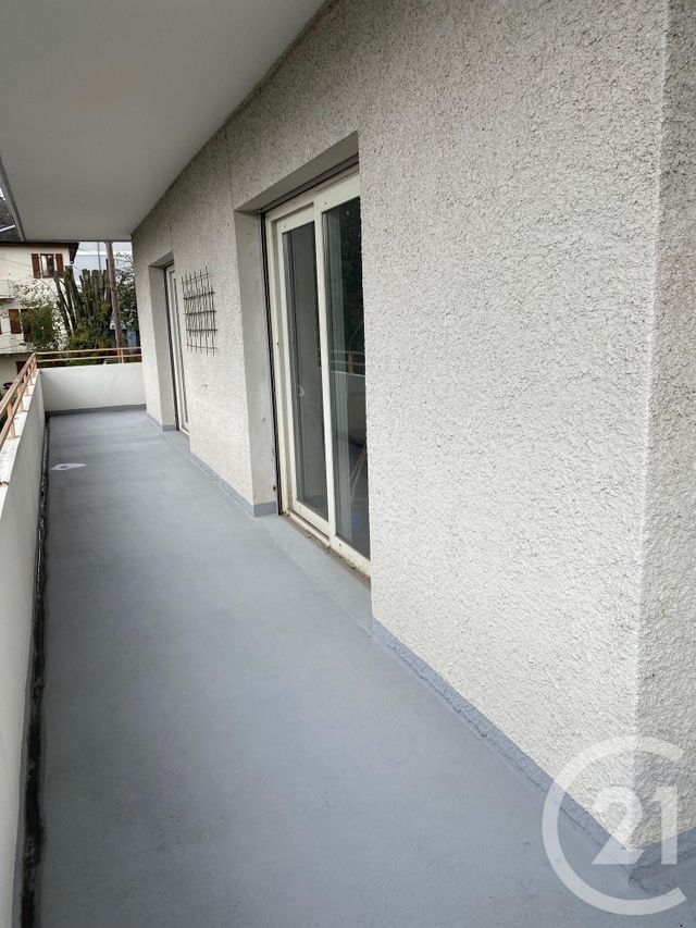 Appartement F3 à vendre - 3 pièces - 84.71 m2 - GAILLARD - 74 - RHONE-ALPES - Century 21 Agence Du Lac