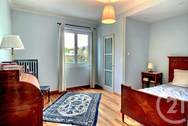 Afficher la photo en grand Appartement F3 à vendre - 3 pièces - 84.71 m2 - GAILLARD - 74 - RHONE-ALPES - Century 21 Agence Du Lac