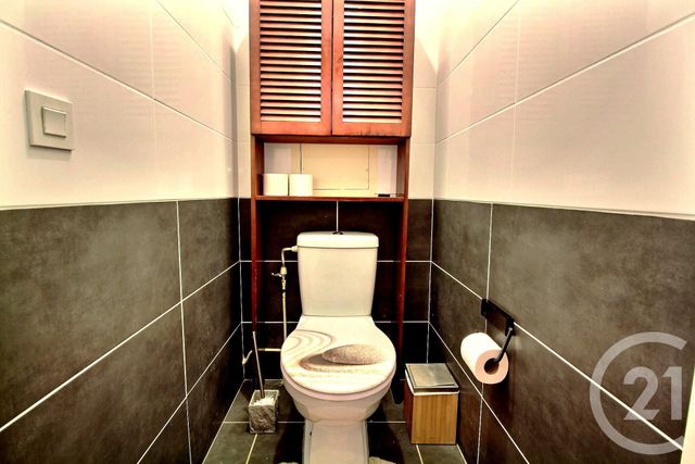 Appartement T4 à vendre - 4 pièces - 83.5 m2 - GAILLARD - 74 - RHONE-ALPES - Century 21 Agence Du Lac