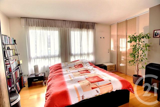 Appartement T4 à vendre - 4 pièces - 83.5 m2 - GAILLARD - 74 - RHONE-ALPES - Century 21 Agence Du Lac