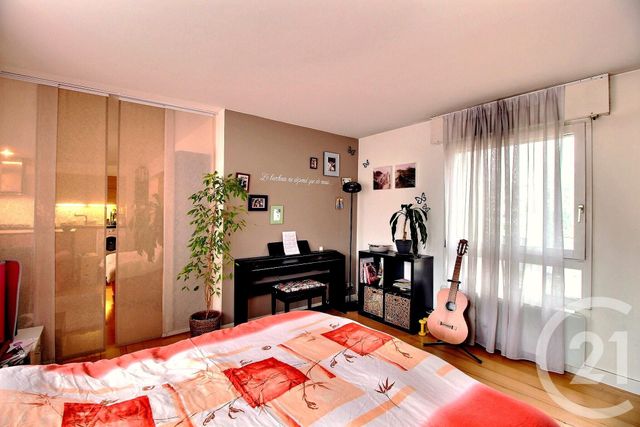 Appartement T4 à vendre - 4 pièces - 83.5 m2 - GAILLARD - 74 - RHONE-ALPES - Century 21 Agence Du Lac