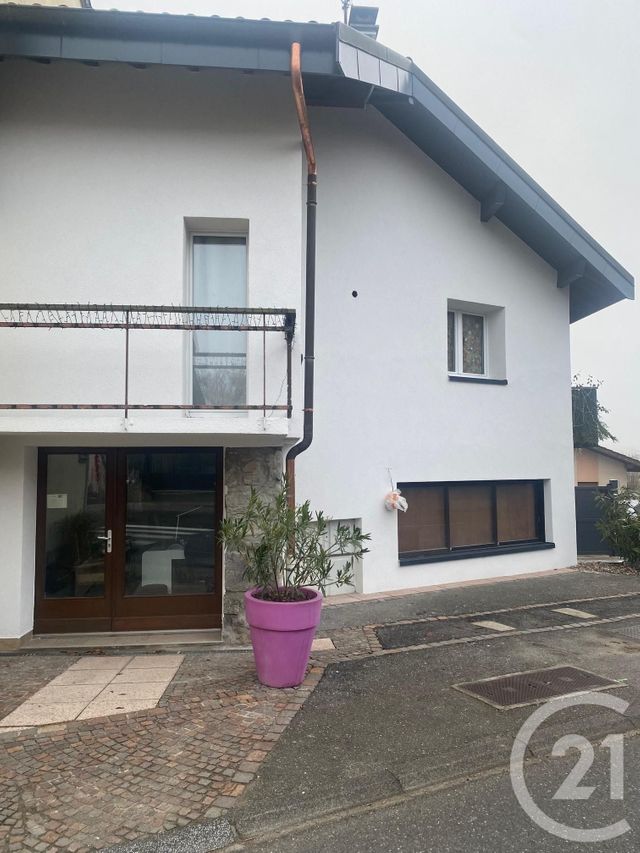 commerce - MESSERY - 74