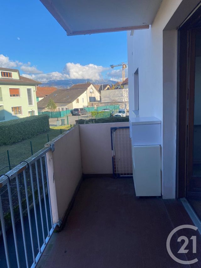 Appartement T2 à vendre - 2 pièces - 56.2 m2 - GAILLARD - 74 - RHONE-ALPES - Century 21 Agence Du Lac