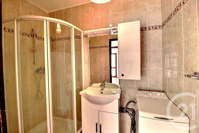 Appartement F3 bis à vendre - 3 pièces - 76.0 m2 - ANNEMASSE - 74 - RHONE-ALPES - Century 21 Agence Du Lac