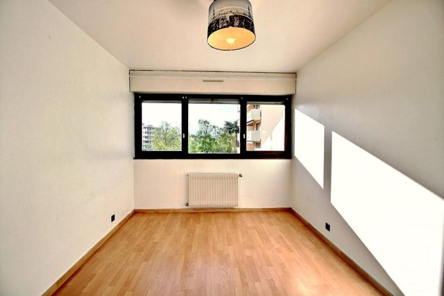 Appartement F3 bis à vendre - 3 pièces - 76.0 m2 - ANNEMASSE - 74 - RHONE-ALPES - Century 21 Agence Du Lac