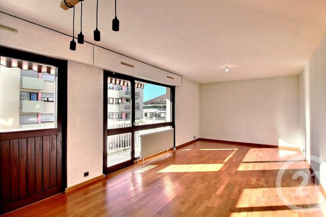 Appartement F3 bis à vendre - 3 pièces - 76.0 m2 - ANNEMASSE - 74 - RHONE-ALPES - Century 21 Agence Du Lac