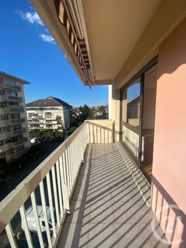 Appartement F3 bis à vendre - 3 pièces - 76.0 m2 - ANNEMASSE - 74 - RHONE-ALPES - Century 21 Agence Du Lac
