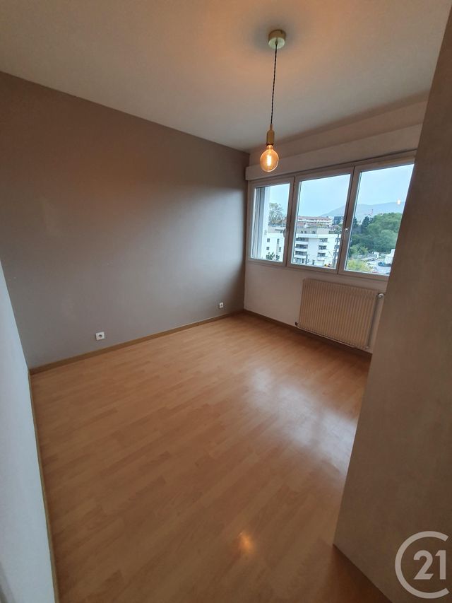 Appartement F2 à vendre - 2 pièces - 46.46 m2 - ANNEMASSE - 74 - RHONE-ALPES - Century 21 Agence Du Lac