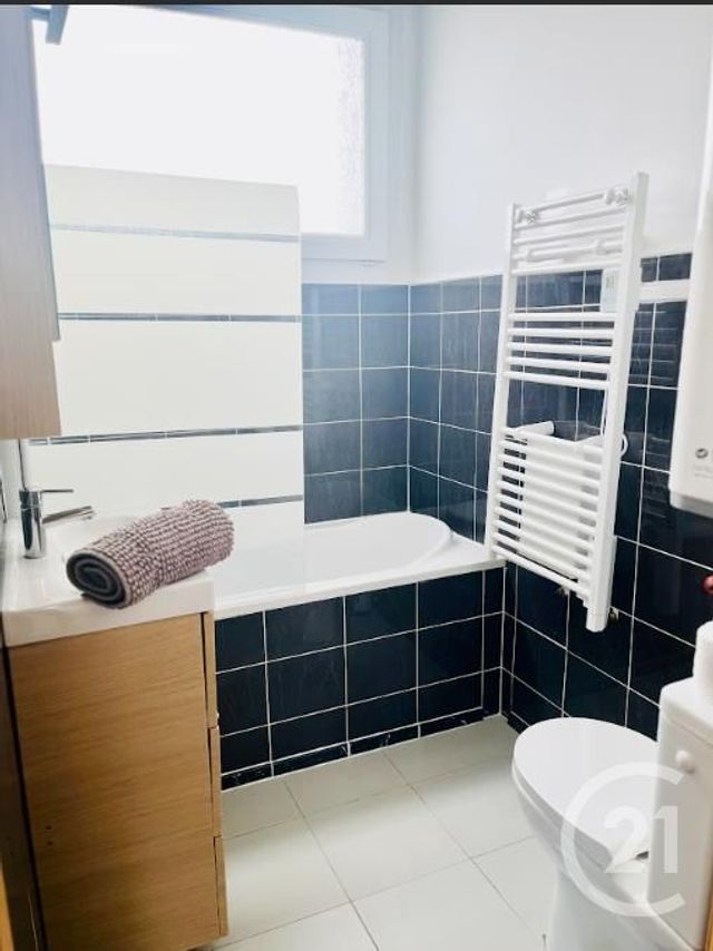 Appartement F2 à vendre - 2 pièces - 40.64 m2 - AMBILLY - 74 - RHONE-ALPES - Century 21 Agence Du Lac