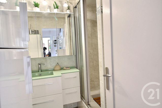 Appartement F2 à vendre - 2 pièces - 50.32 m2 - GAILLARD - 74 - RHONE-ALPES - Century 21 Agence Du Lac